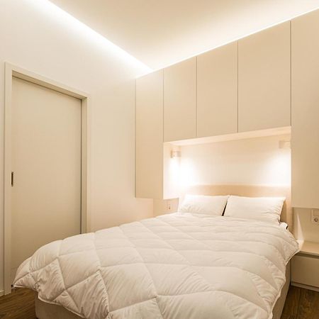 South 22 - Brand New Modern 1Bd Apt In Sofia Center Lägenhet Exteriör bild
